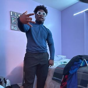 Meet your Posher, Caleb